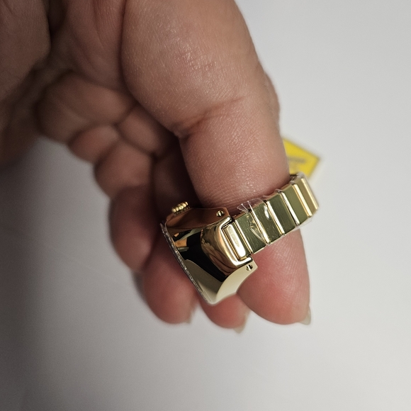 NEW! Invicta Women's Ring Watch Heart Mini Gold Crystals Gift 18.5 mm - $199 - Picture 6 of 6